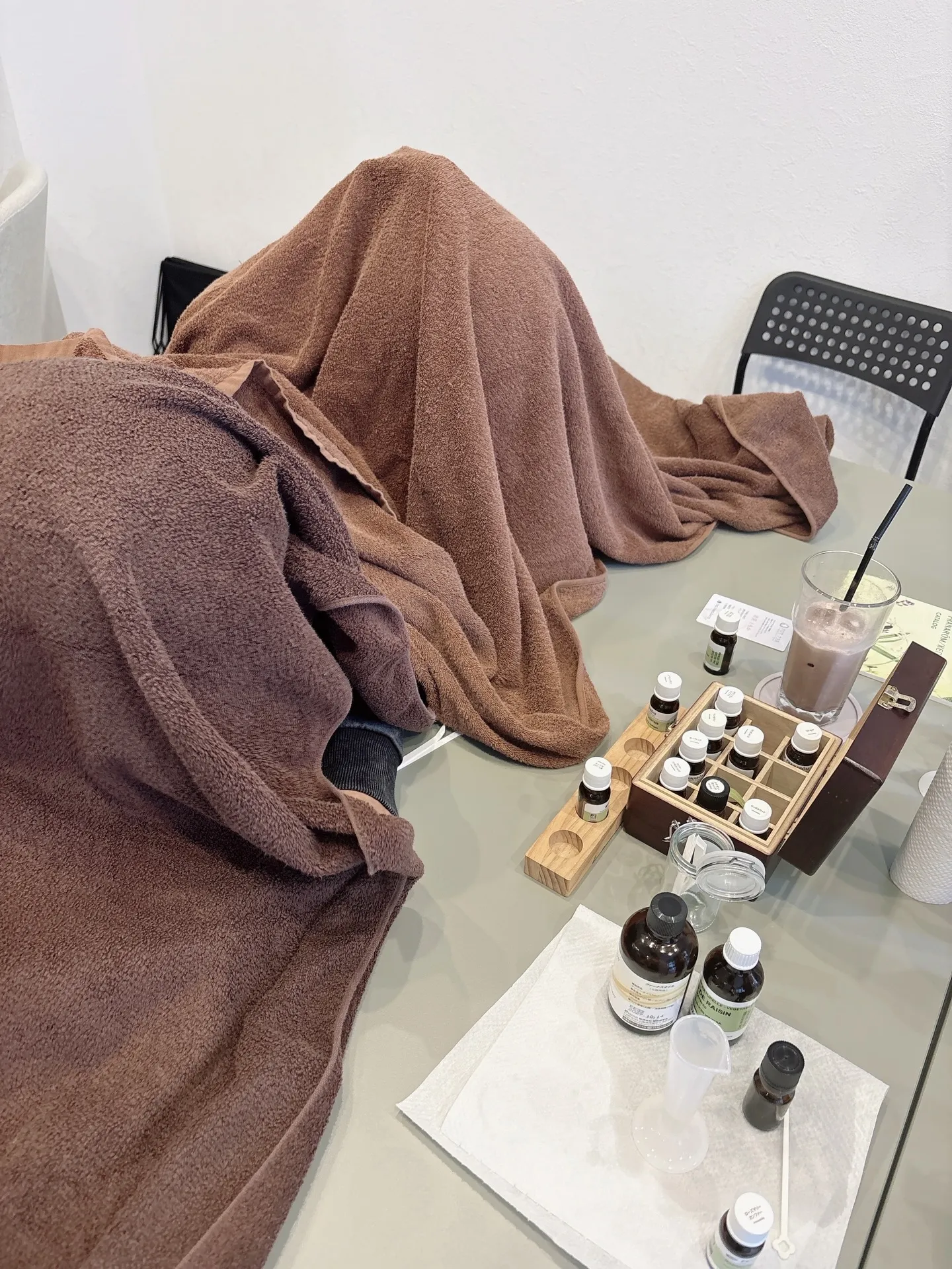 西新アロマハンドトリートメント